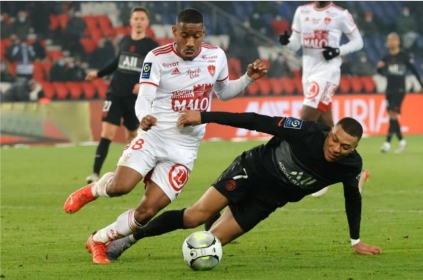 波斯波利斯足球俱乐部